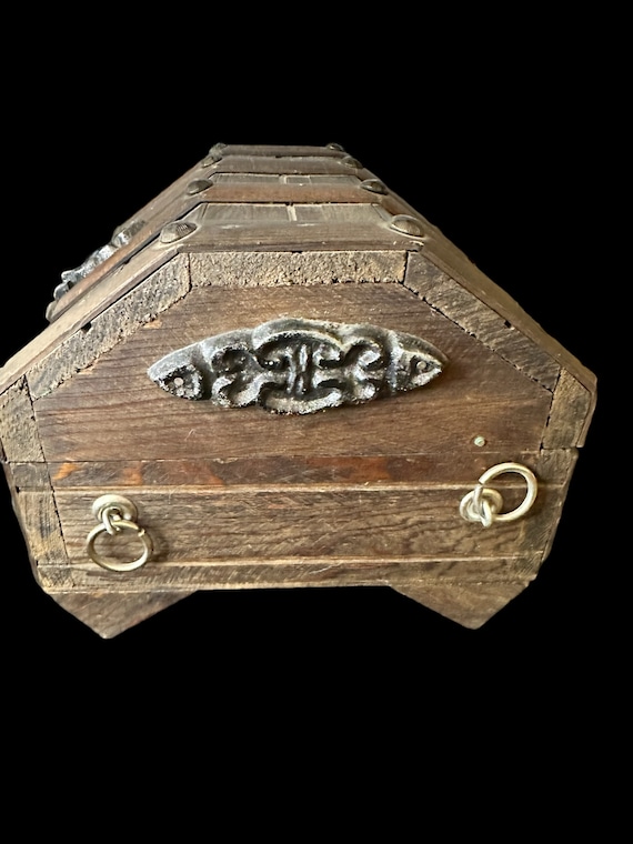 1970's wooden treasure chest jewelry box - image 2