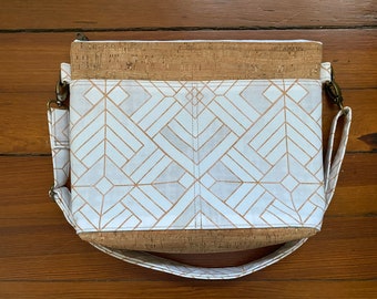 Crossbody grande, Crossbody Bag con bolsillos, Bolsos de mujer, Bolso Crossbody, Crossbody Tote, Bolso de tela de corcho, Cork Tote, Regalos para mujer