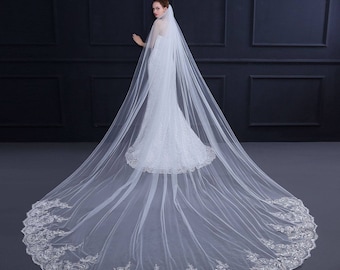 Stunning scalloped floral lace trim cathedral veil | Fancy floral lace trim cathedral veil