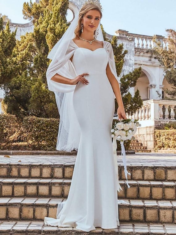 Sweetheart Wedding Dress with Cape