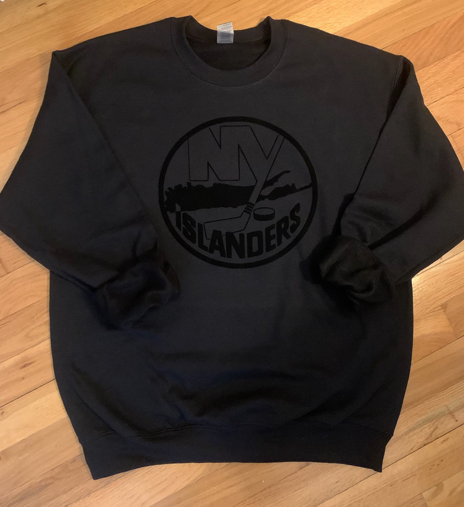 New York Islanders Fanatics Branded Wave Off Vintage Crew Sweatshirt -  Sports Grey - Mens