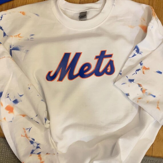 Mets crewneck hotsell sweatshirt