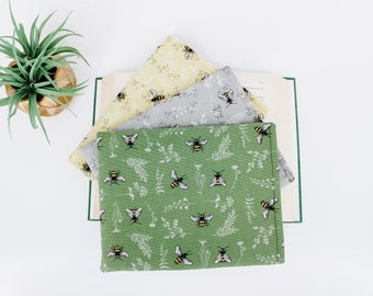 Funda para libros con diseño de abeja / Estuche para libros / Cubierta para libros / Funda acolchada para libros / Protector de libros / Funda de lona con diseño de abeja / Regalo para amantes de los libros