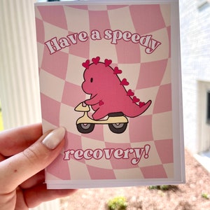 Ayez un dinosaure qui récupère rapidement Carte de vœux