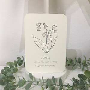 Tarjeta personalizable flor de nacimiento minimalista May love card cumpleaños para tu idea de regalo mejor amigo