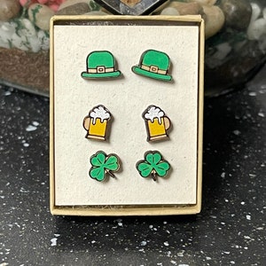 Luck O’ the Irish wood stud earring set