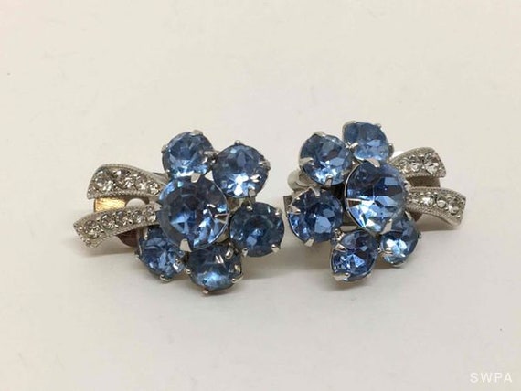 Vintage Eisenberg Ice Clip On Earrings Sky Blue R… - image 1