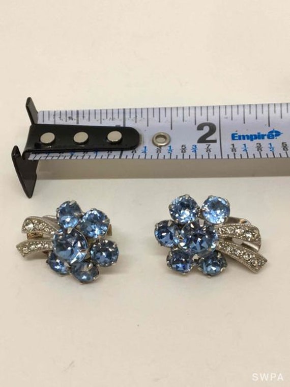 Vintage Eisenberg Ice Clip On Earrings Sky Blue R… - image 2