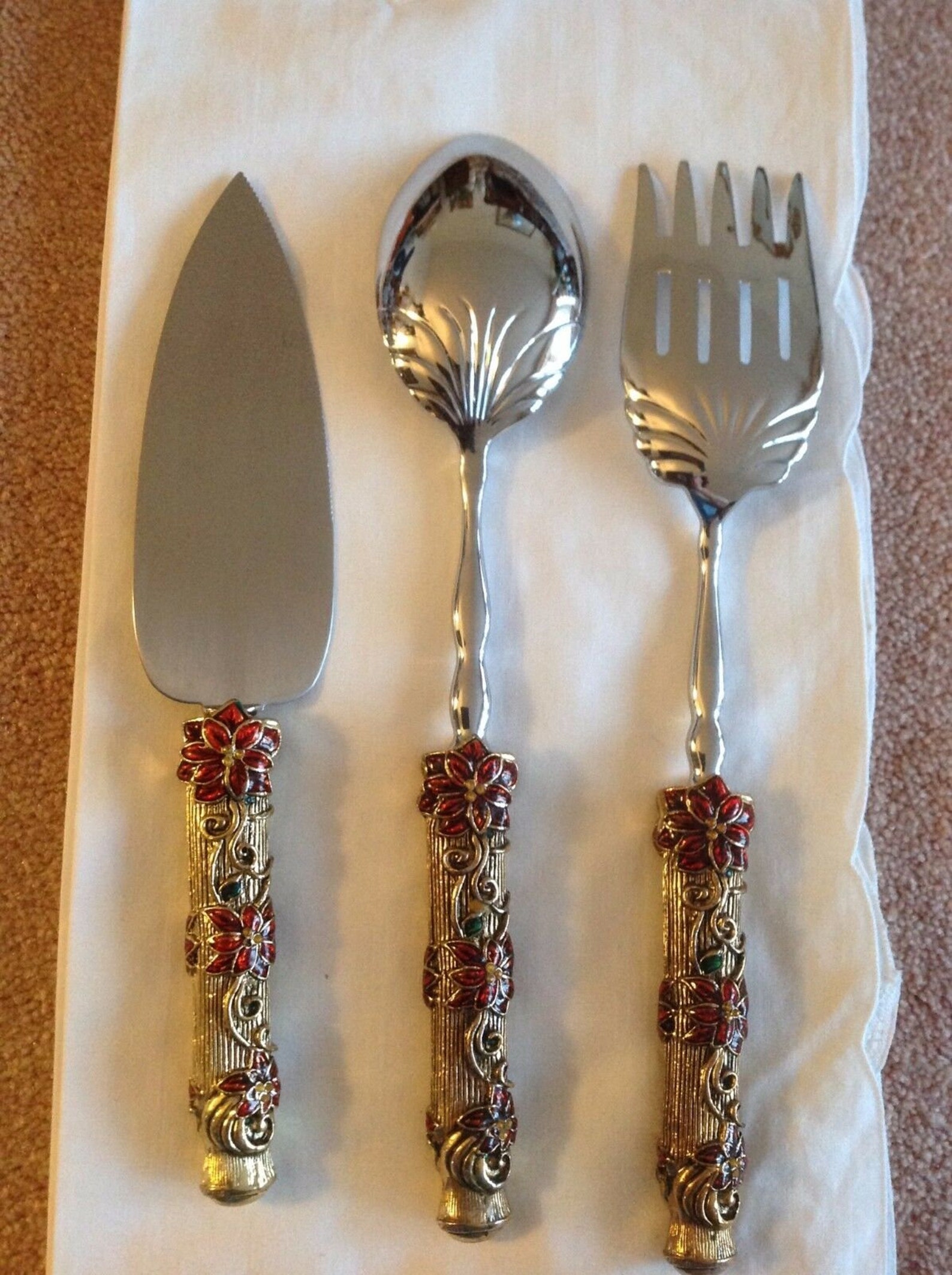 2 Saints Salad Fork and Spoon Serving Set and Matching Cake Knife New