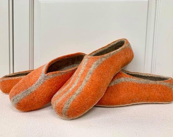 Bright slippers for couple