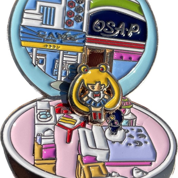 Sailor Moon Polly Pocket Pin