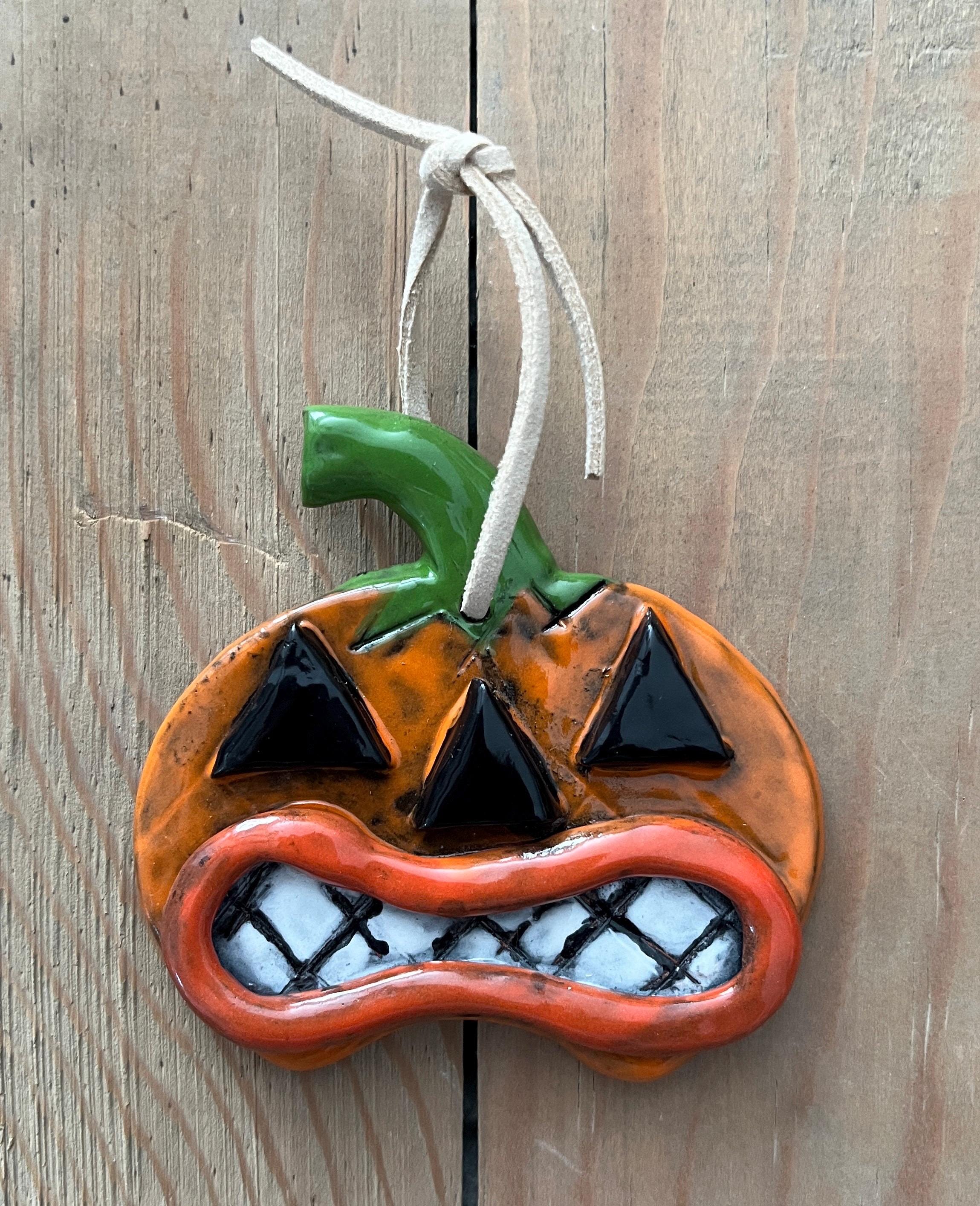 クールな手作り陶器のハロウィンかぼちゃの飾り - Etsy 日本