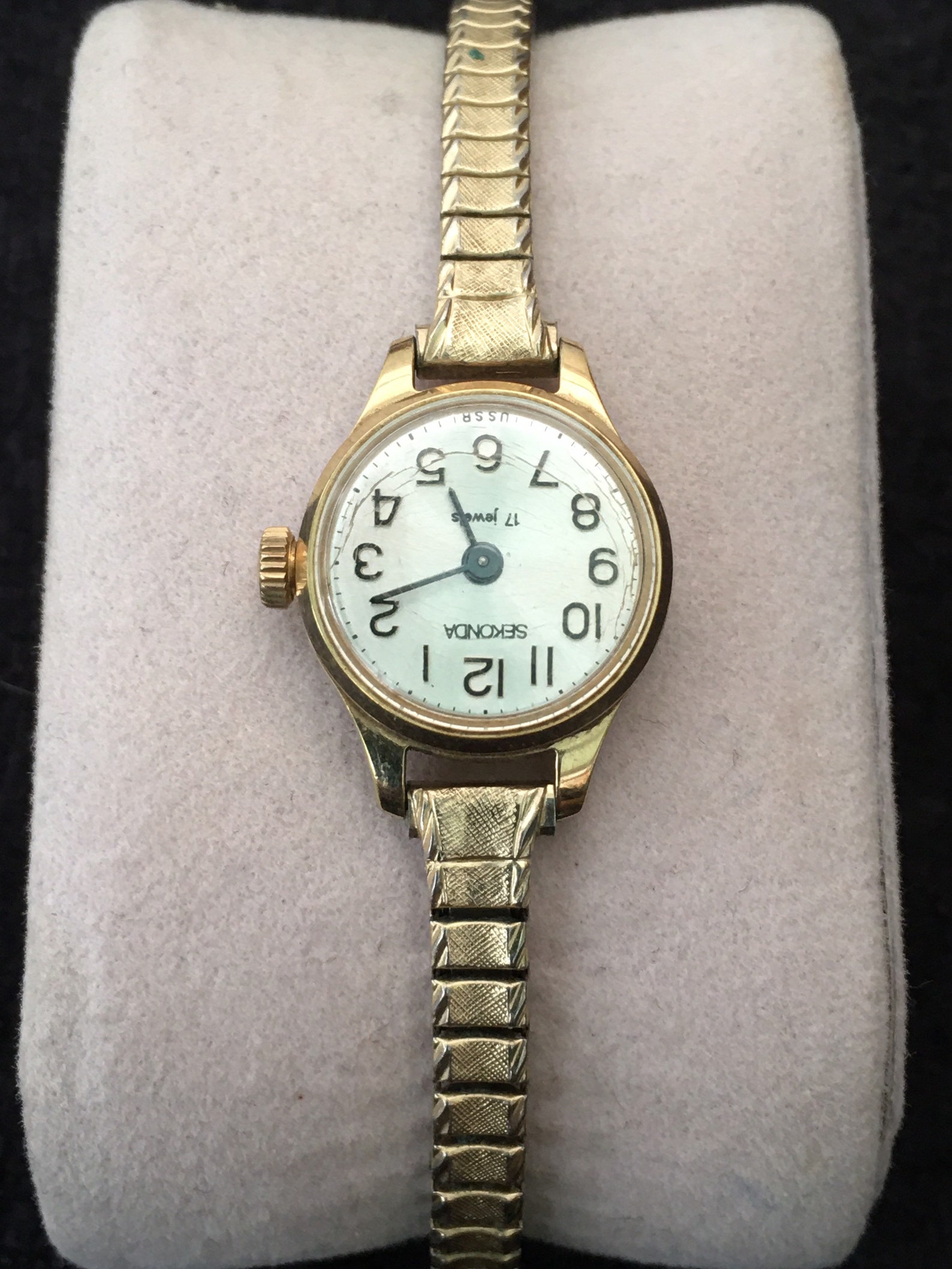 Vintage Sekonda Gold Ladies Quartz Watch Etsy