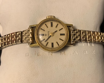 Vintage Tissot 1853 PR50 ladies Gold and Silver tone watch - Etsy 日本