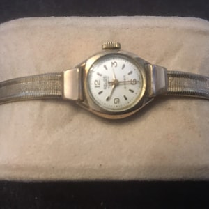 Vintage Rare Relide 21 jewelled ladies gold tone watch
