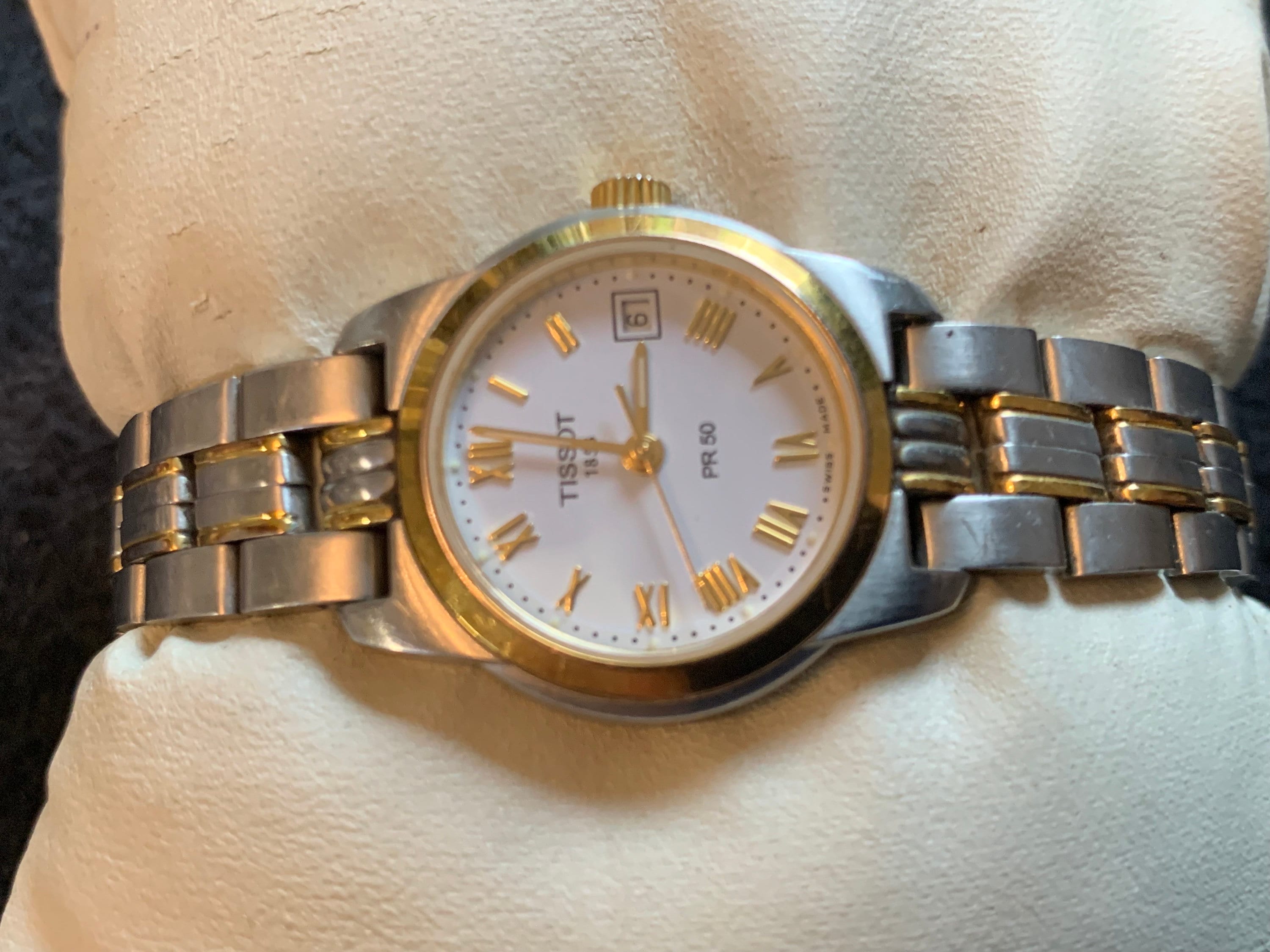 Vintage Tissot 1853 PR50 Ladies Gold and Silver Tone Watch Vintage Tissot 1853 PR50 Ladies Gold and Silver Tone Watch