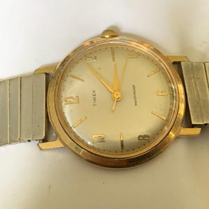 Montre Mécanique Vintage Timex – Ancienne, Fonctionne, Tient L’Heure – Quelques Usures