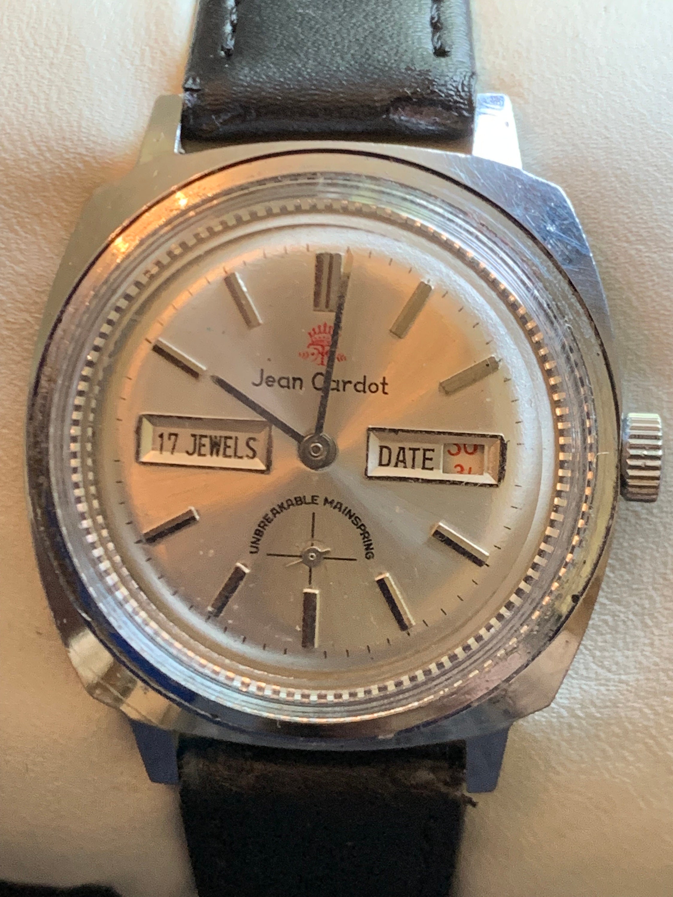 Jean cardot 17 jewels watch value sale