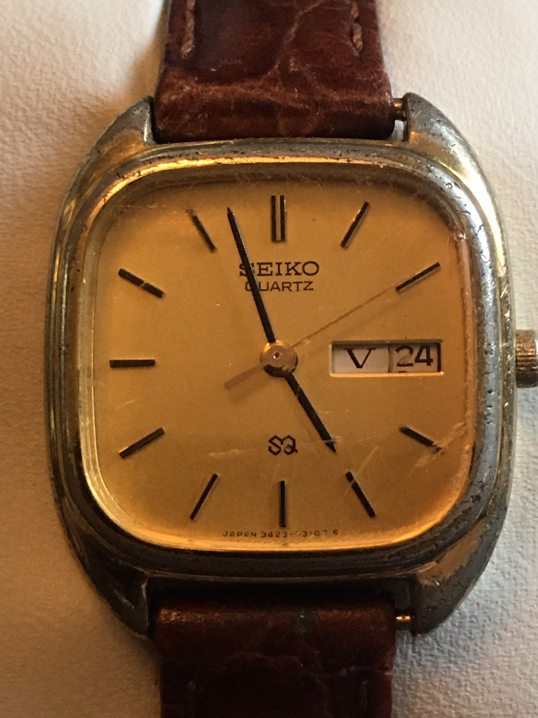 Vintage Rare Seiko SQ 2423-5100 Gold Tone Watch With With Day - Etsy  Singapore