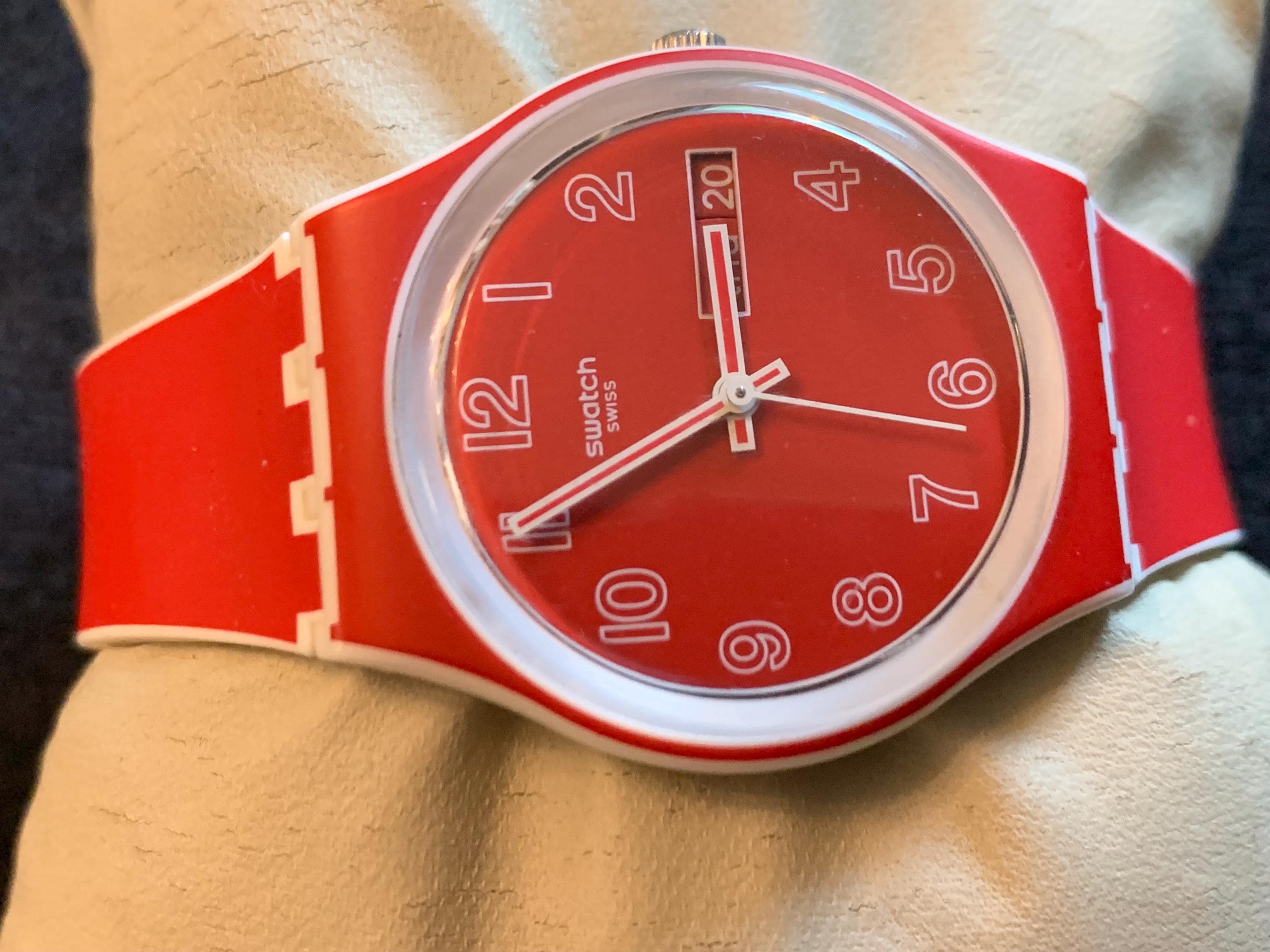 Vintage Swatch Poppy Field Watch GW705 With Matching and  display picture 1