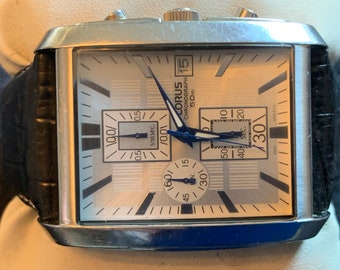Mens Lorus Chronograph 50M Quartz watch