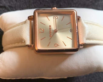 Beautiful DKNY- Donna Karan- Copper Bronze With Rhinestones  display picture 1