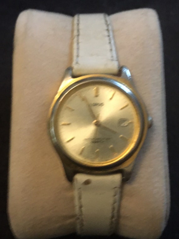 Vintage Retro Lorus Gold tone Ladies watch - image 2