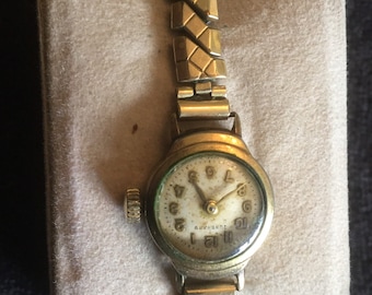 Montre Bracelet Lady Junghans 2802 Vintage à Quartz - Cadran Bleu Classique