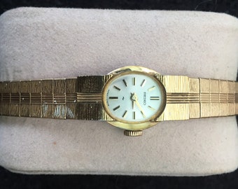 Vintage Seiko gold ladies watch