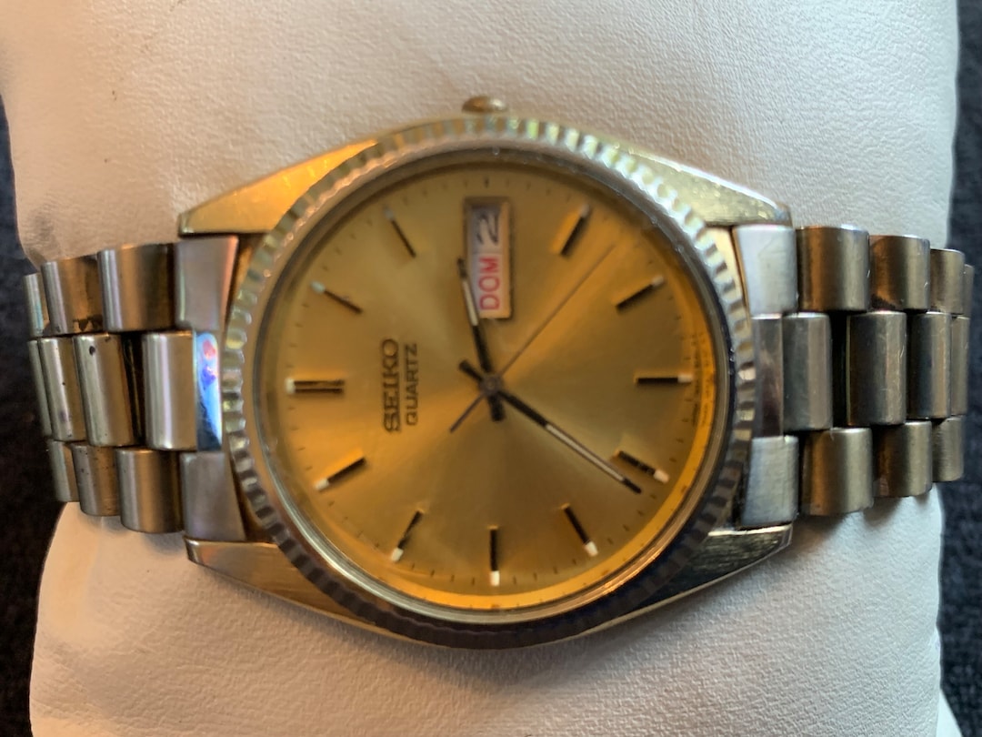 Vintage Seiko 7N43-8100 Gold Tone Mens Watch Sivyers23 - Etsy