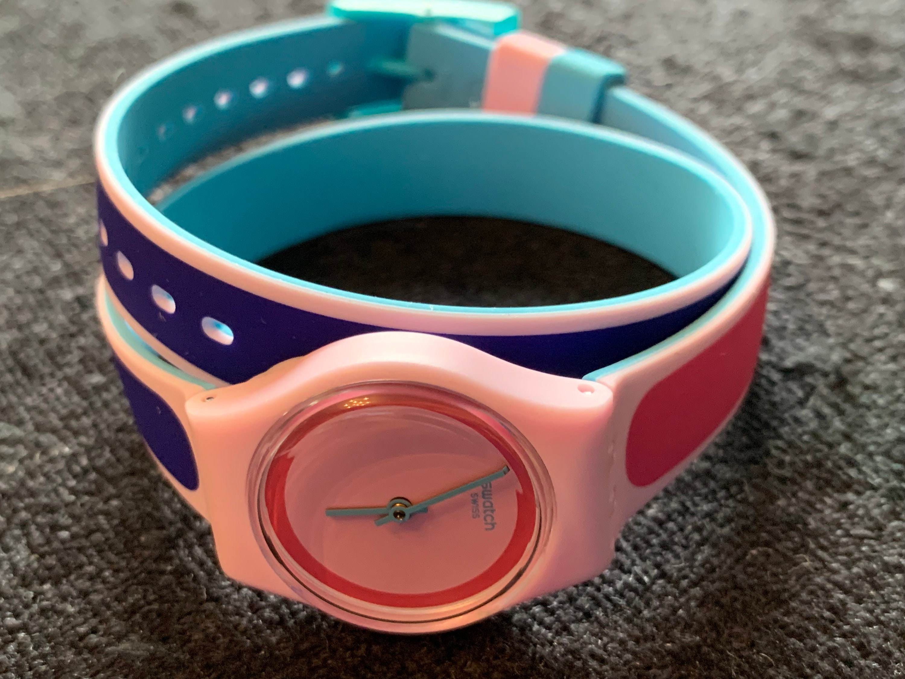 Swatch Kauai Ladies Silver Wrap a Round Watch - Etsy display picture 2