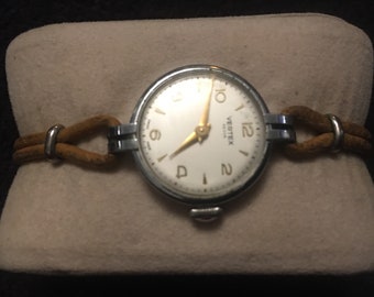Reloj vintage Vertex Revue estilo brazalete para damas