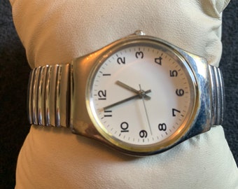 Montre Bracelet Femme Casio Vintage LA670WE 3191 - Doré - Quartz Avec Alarme Et Chrono - Résistante à L'eau - Occasion