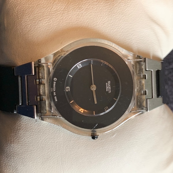 Vintage very Rare Swatch Unisex SFK116 Pure  Black Watch ultra thin 1999