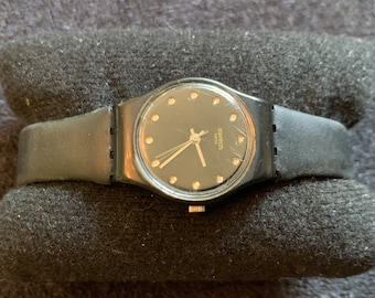 Vintage Swatch dames zwart toon horloge met diamanten