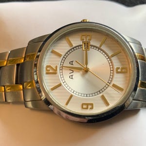 Relógio masculino vintage Avia Quartz Silver Dual Gold e Silver tone