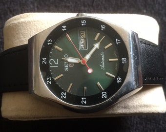 Vintage sällsynt herrklocka Seiko 5 Silver Automatic med grön/svart urtavla