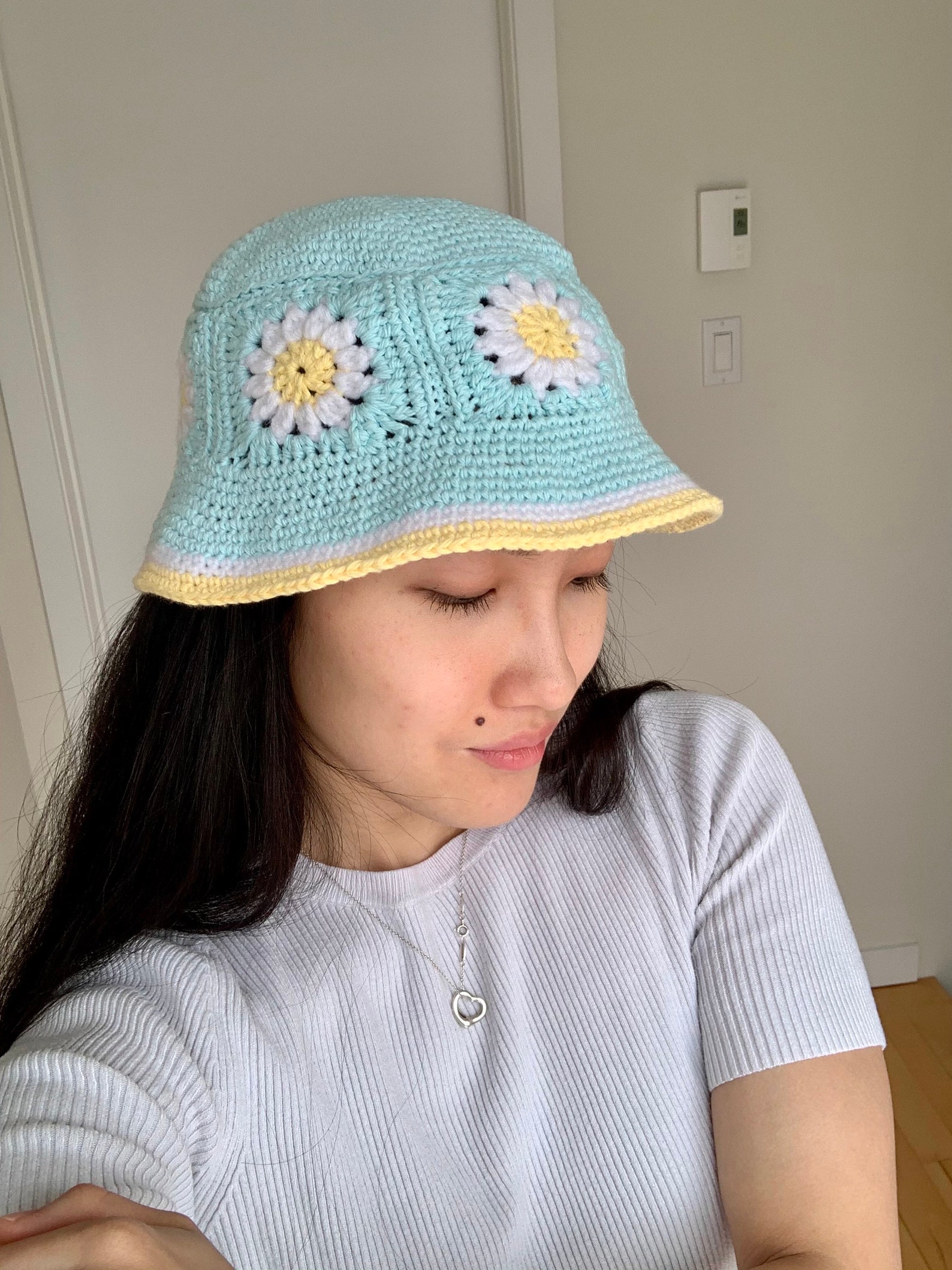 Customizable Crochet Daisy Bucket Hat Cute Spring Bucket Hat Etsy