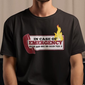 It Crowd Inspired - Nuovo numero di emergenza - 0118 999 881 99 9119 725 3 - Maglietta essenziale Moss and the Fire