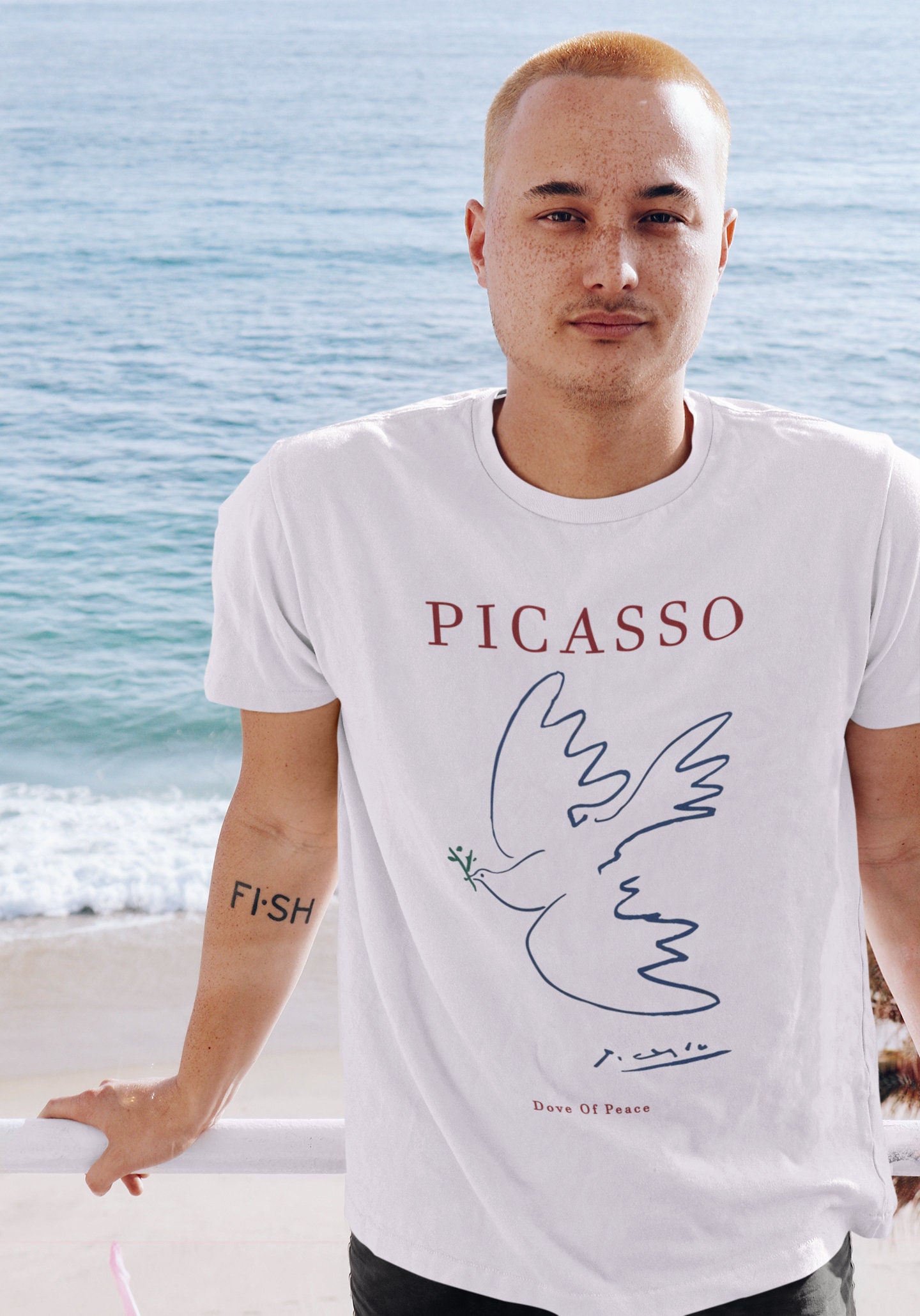 ピカソ 鳩 Tシャツ：平和の絵、コットンTシャツ - Etsy 日本