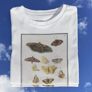 Butterfly T shirt / Butterfly Painting / Butterfly Drawing %100 Premium Cotton - Unisex
