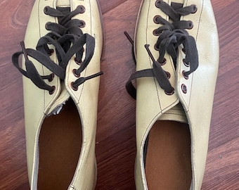 Vintage Spalding Bros Bowling Shoes – Retro Women’s Classic Style
