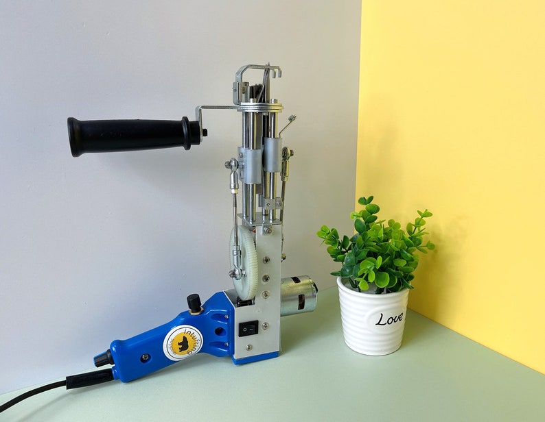 New TD-I Cut Pile Tufting Gun \ Tufting Machine + 150x150cm Tufting Cloth \ 1 Year Warranty image 2