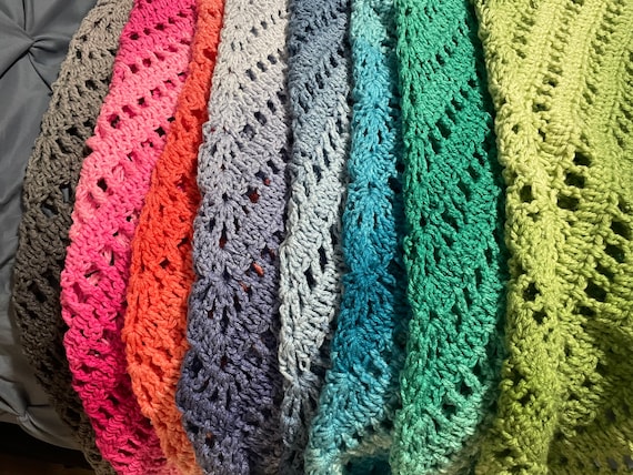 Ombré Triangle Shawl, Crocheted