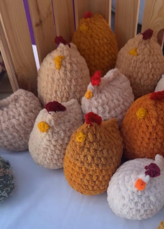 crochet chicken plushie