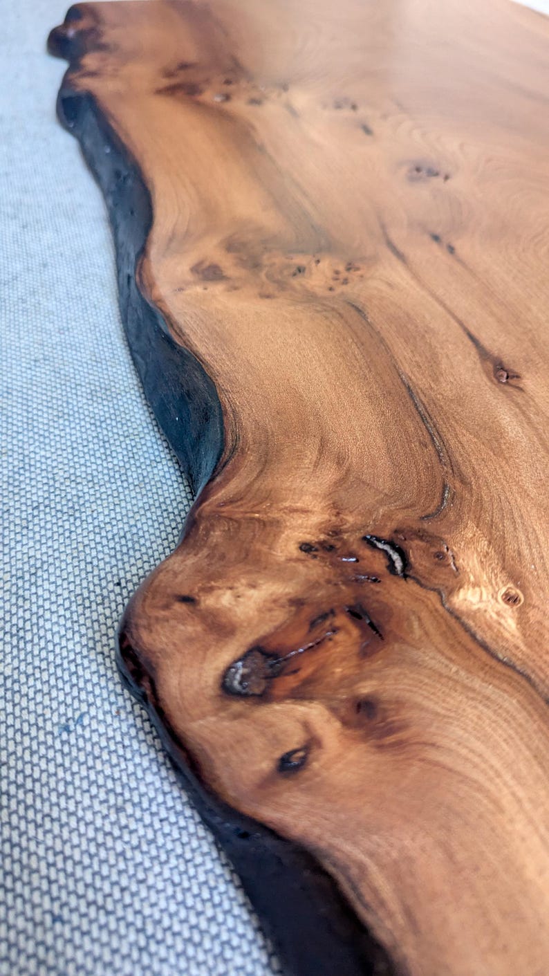 Live Edge Ulme Handtuchregal, Massivholz Rustikale Badezimmer Aufbewahrung, UK Handgemacht, Benutzerdefinierte Größe Bild 9