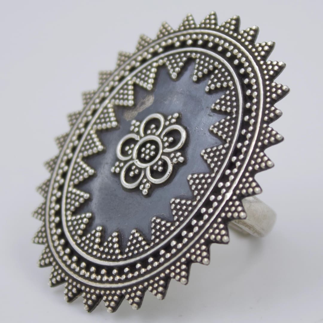 Indian Script Ring Vintage Handmade Etched Tribal Indian Statement Cocktail Ring in ...