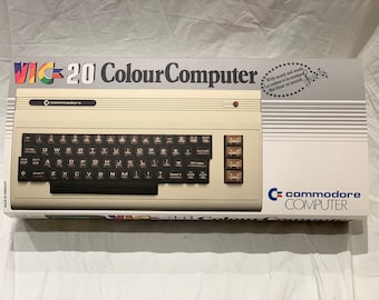 Box SLEEVE for Commodore VIC-20 ( Caja / Boîte / der Karton / Caixa / Scatola )