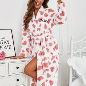 Customizable Bride Heart Robe - Plush Bathrobe for Wedding Prep, Bridesmaids, Bridal Shower Gifts