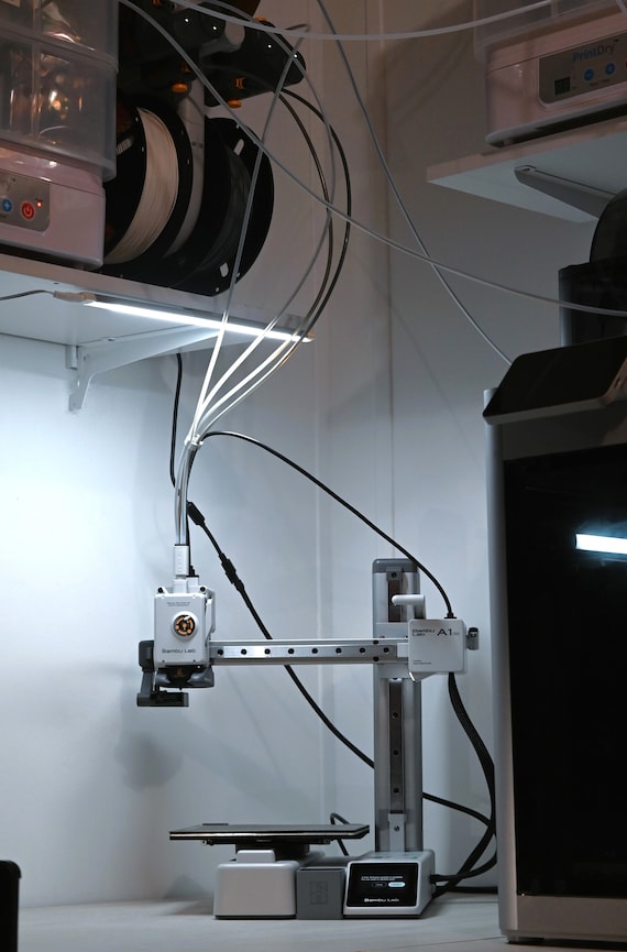 YINETTECH 1PC 4-poliges 3D-Drucker Verlängerungskabel mit Magnetring Kompatibel mit Bambu Lab A1 Kompatibel mit A1 Mini AMS Lite Länge 1m 3D- Drucker Stromkabel Schwarz
